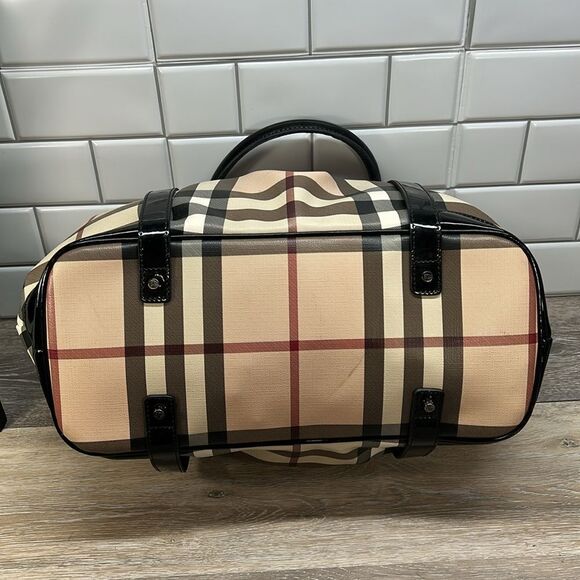 Burberry bag - Picture 4 of 14